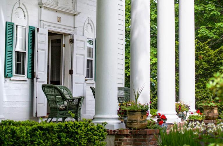 Anne'S White Columns Inn Bar Harbor Bagian luar foto
