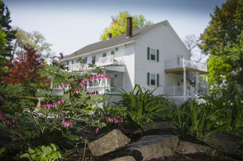 Anne'S White Columns Inn Bar Harbor Bagian luar foto